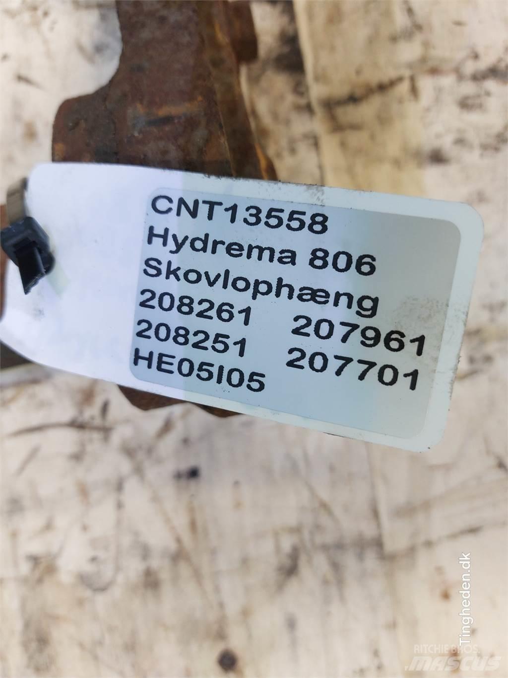 Hydrema 806 Výložníky a lžíce