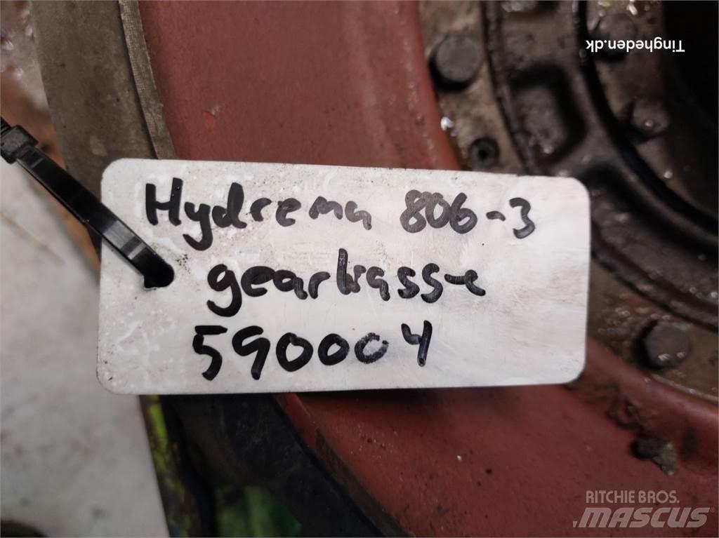 Hydrema 806 Převodovka