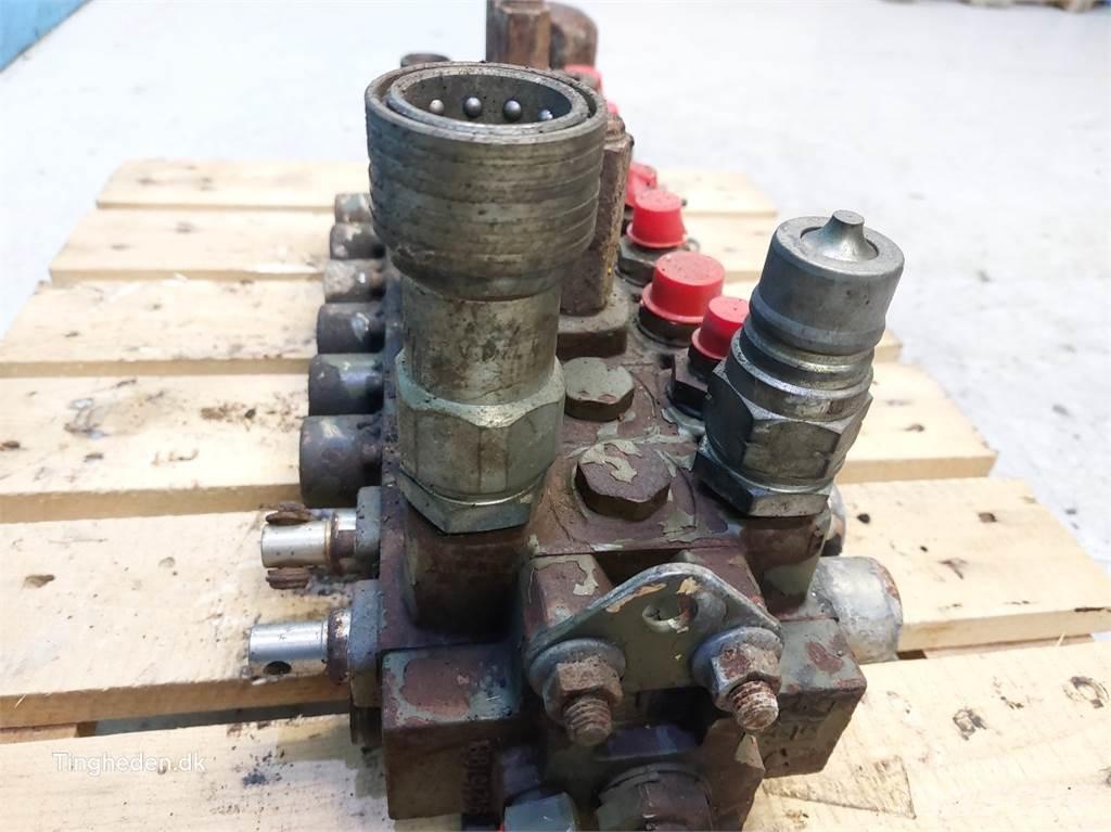 Hydrema 806 Hydraulika