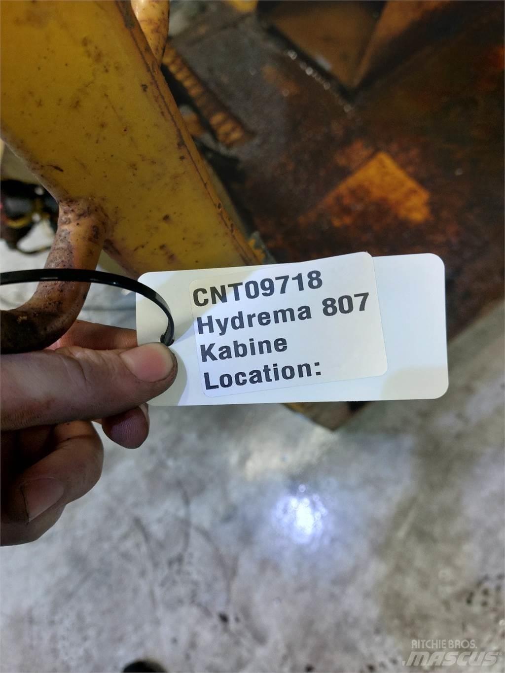 Hydrema 807 Kabiny a interiér