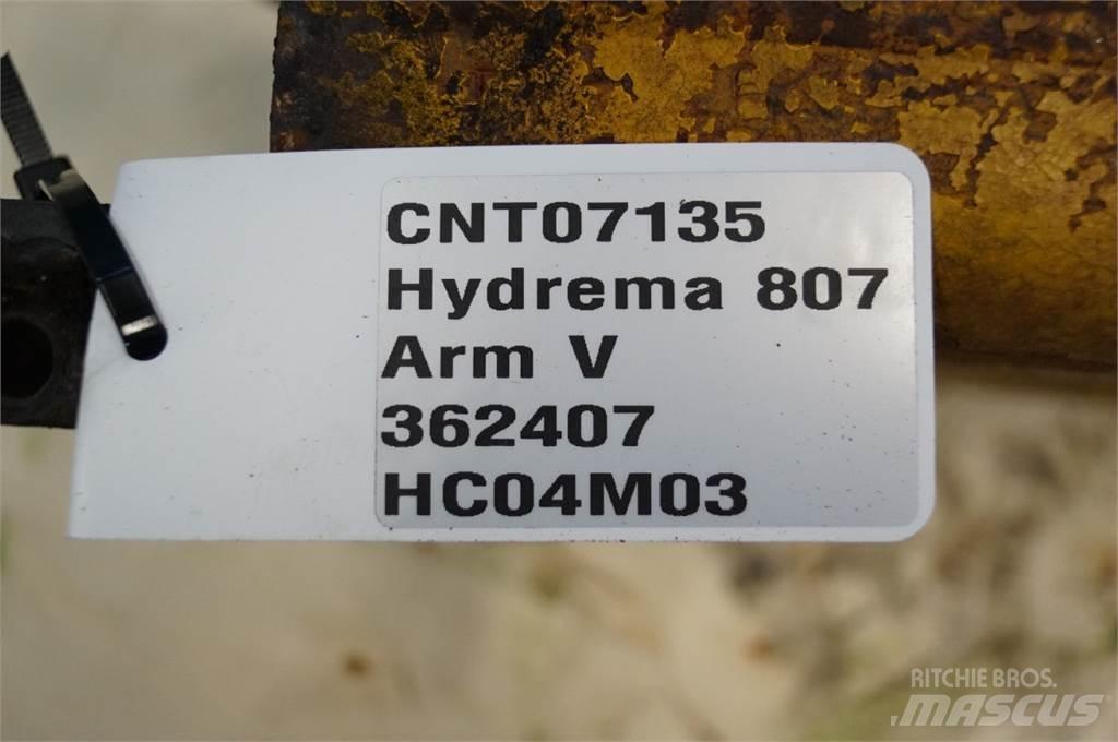 Hydrema 807 Výložníky a lžíce