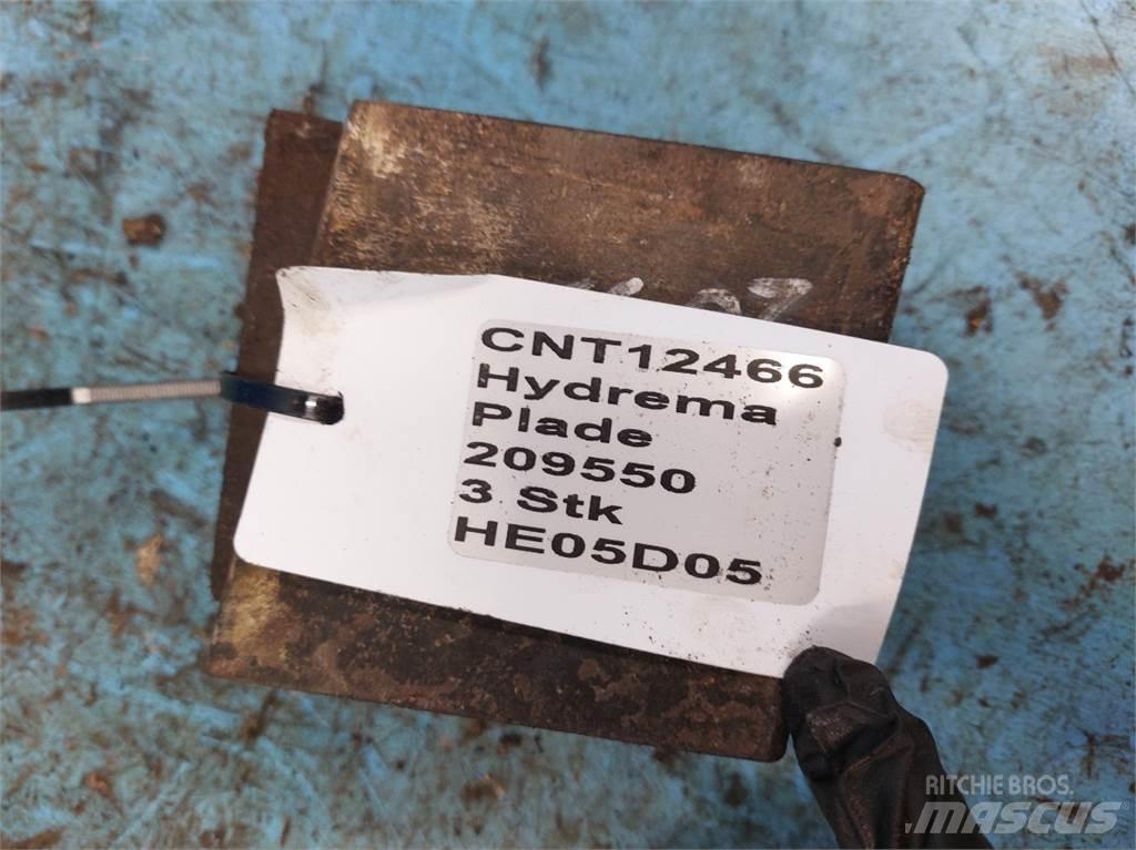 Hydrema 906 Výložníky a lžíce