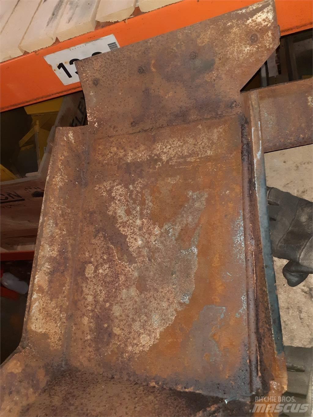 Hydrema 906A Prosévací lopaty