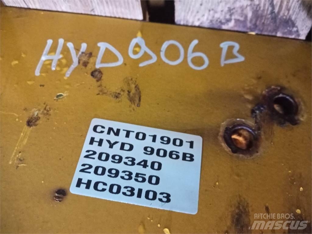 Hydrema 906B Výložníky a lžíce