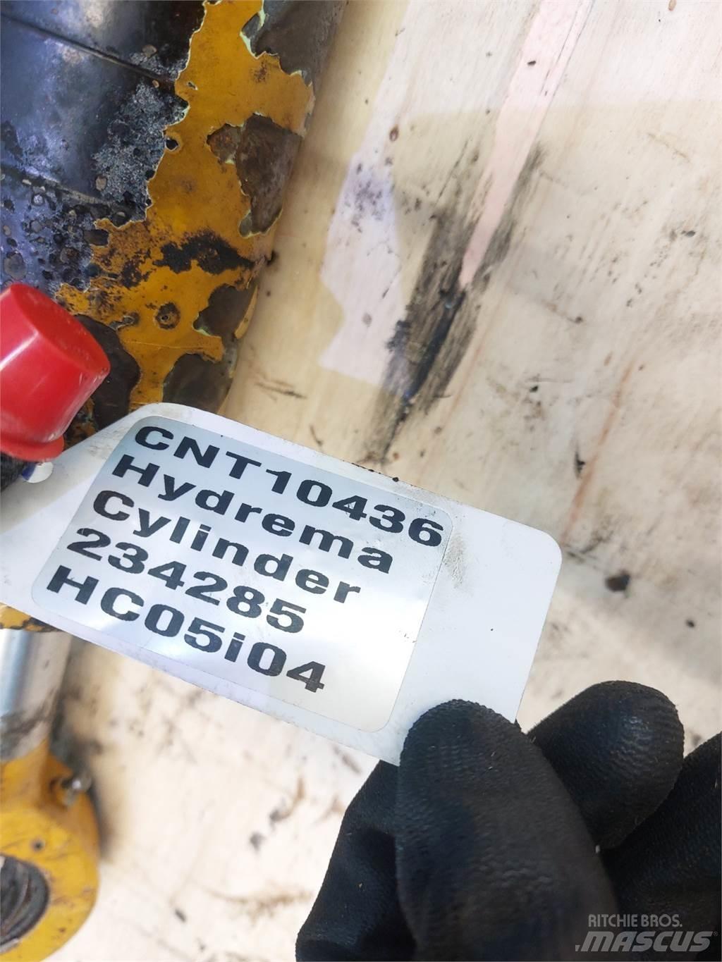 Hydrema 906B Nápravy