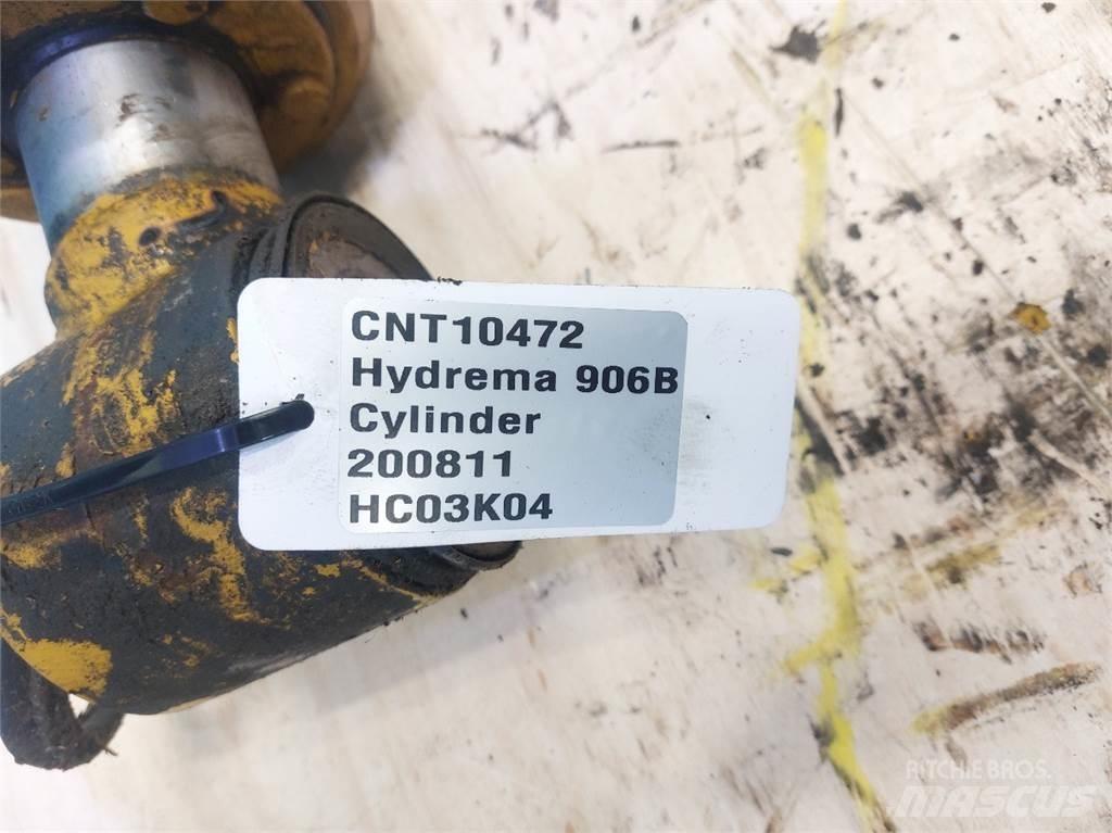 Hydrema 906B Výložníky a lžíce
