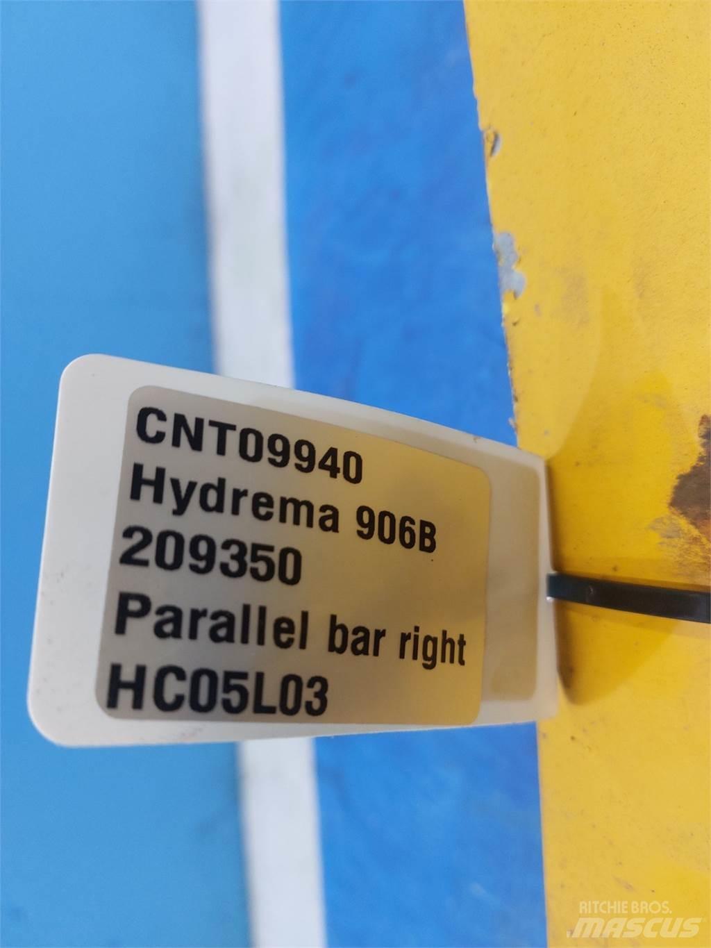 Hydrema 906B Výložníky a lžíce
