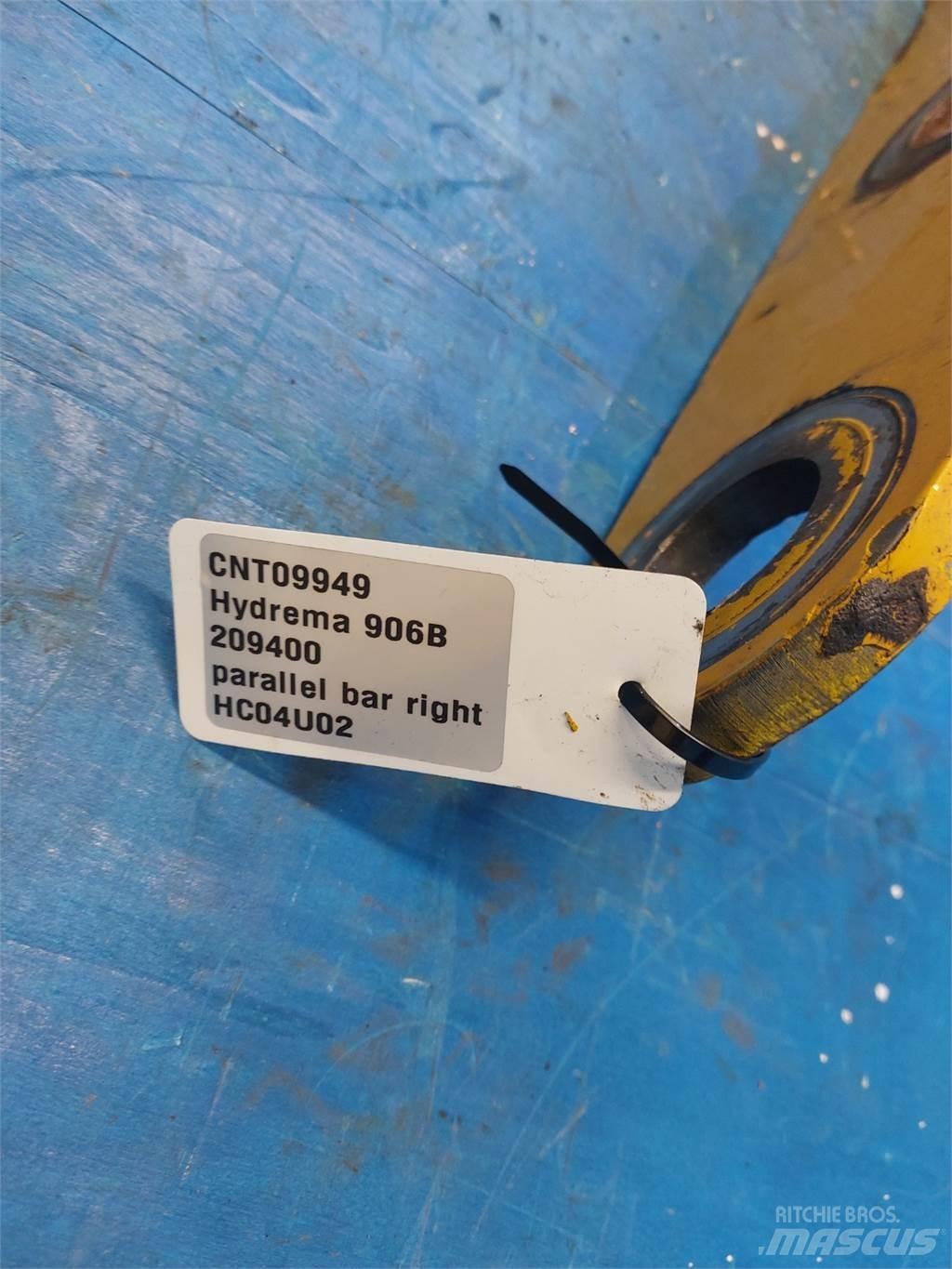 Hydrema 906B Výložníky a lžíce