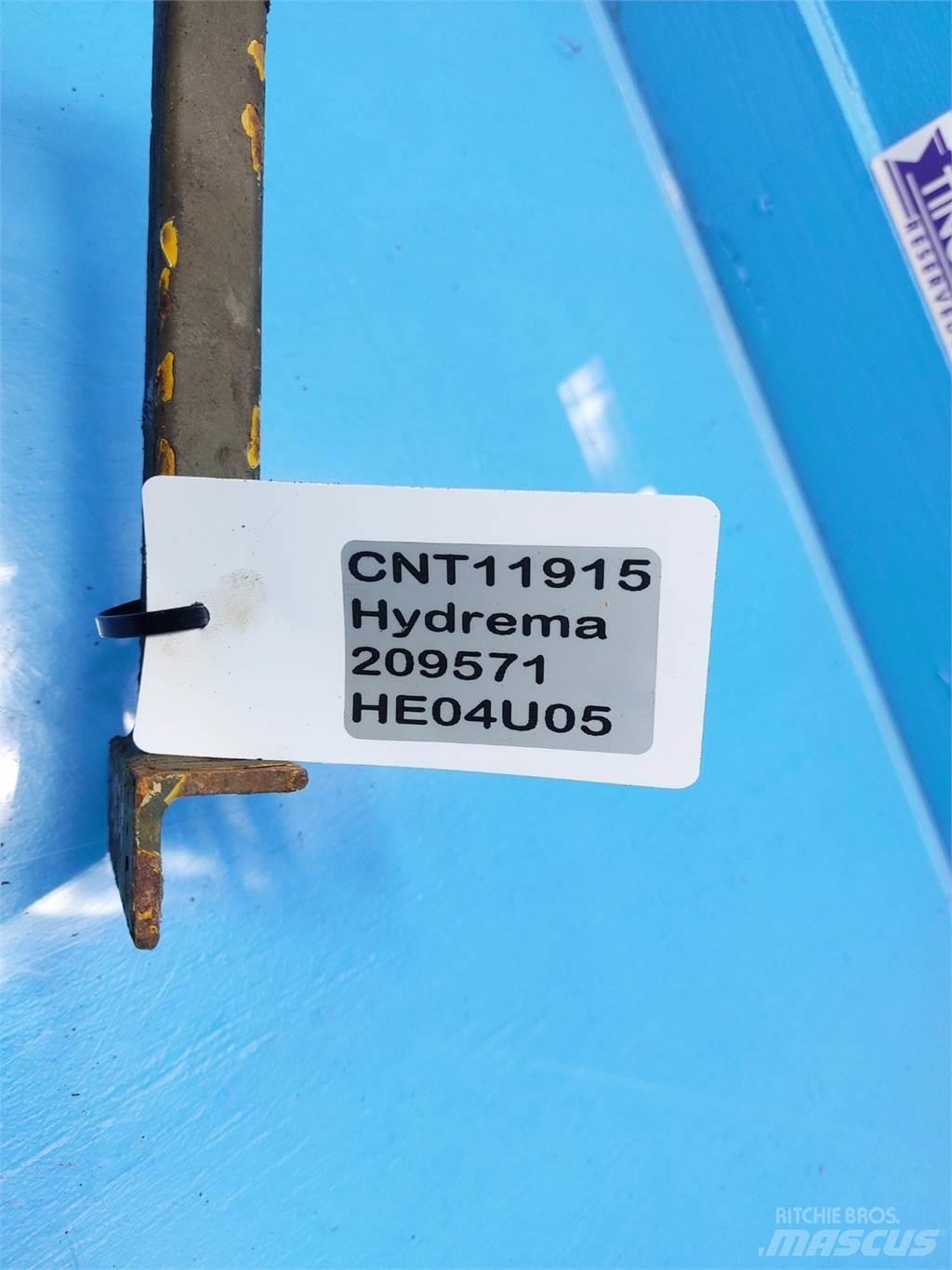 Hydrema 906B Výložníky a lžíce