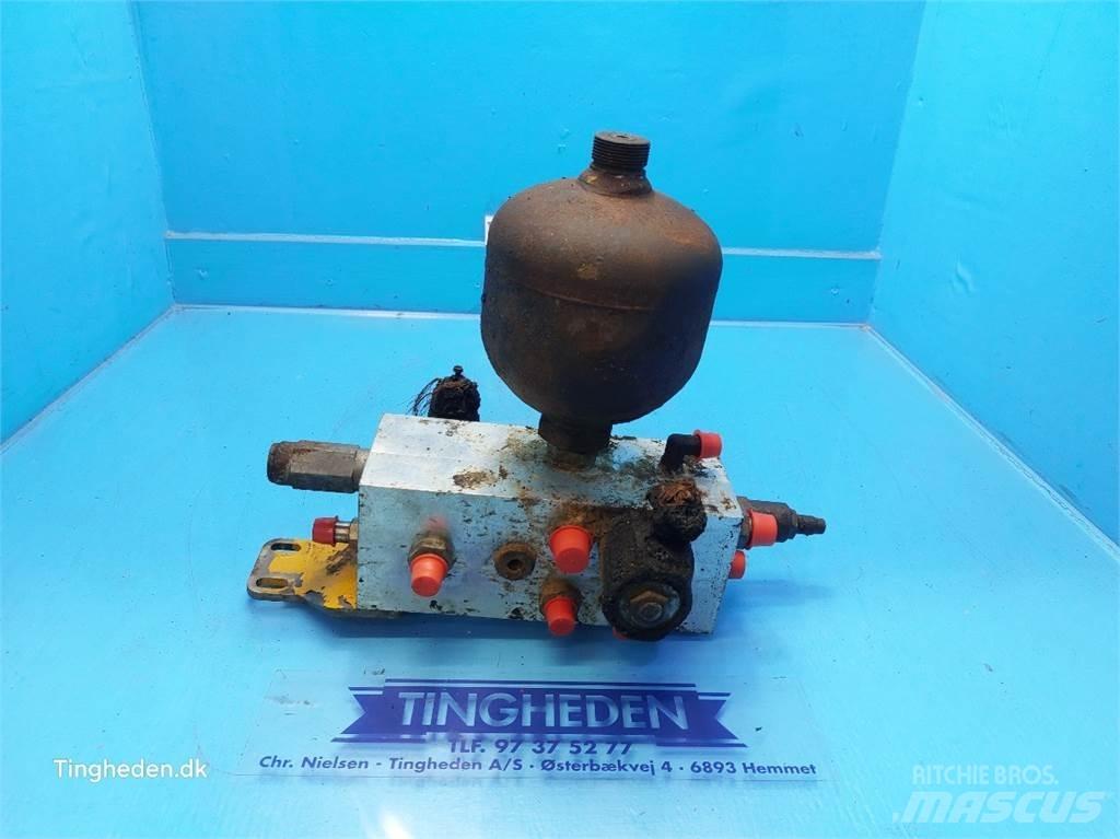 Hydrema 906B Hydraulika