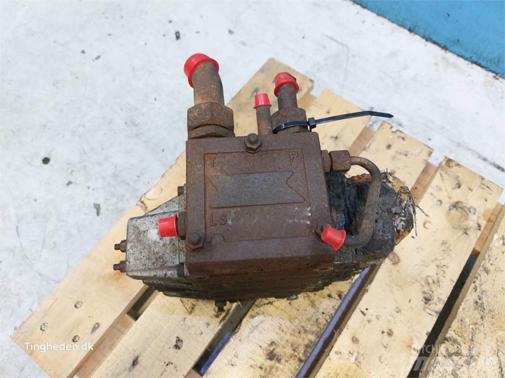 Hydrema 906B Hydraulika