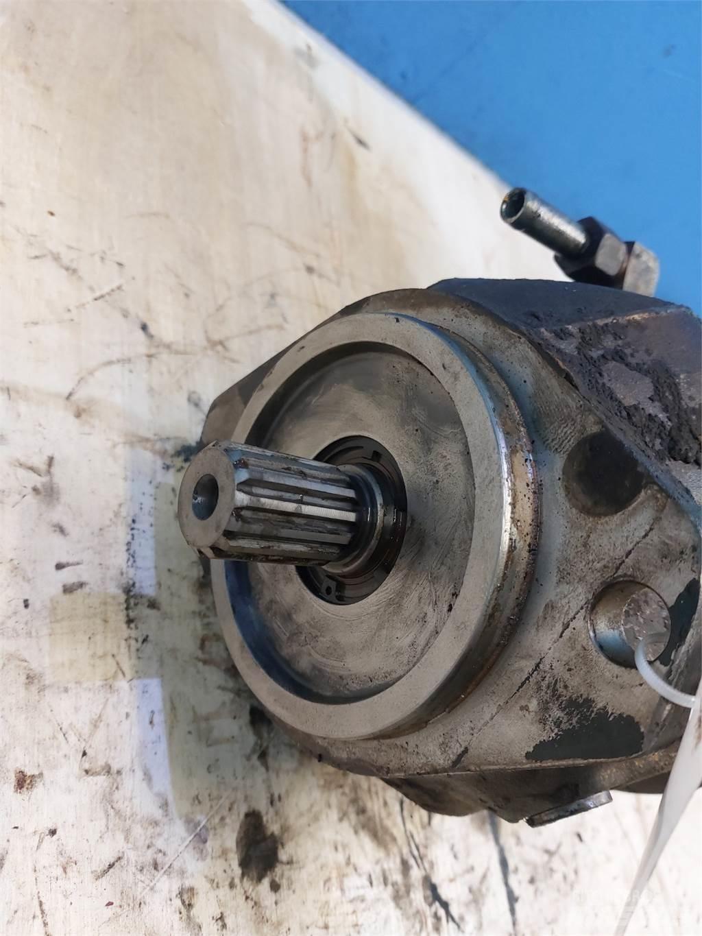 Hydrema 906C Hydraulika