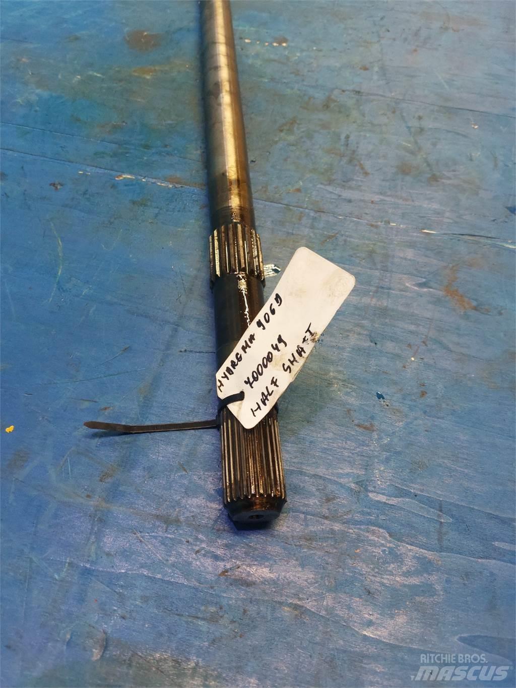 Hydrema 906D Převodovka