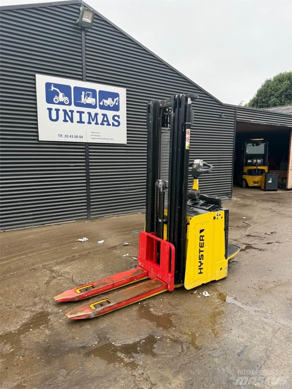 Hyster S1.5 Ruční paletové vozíky