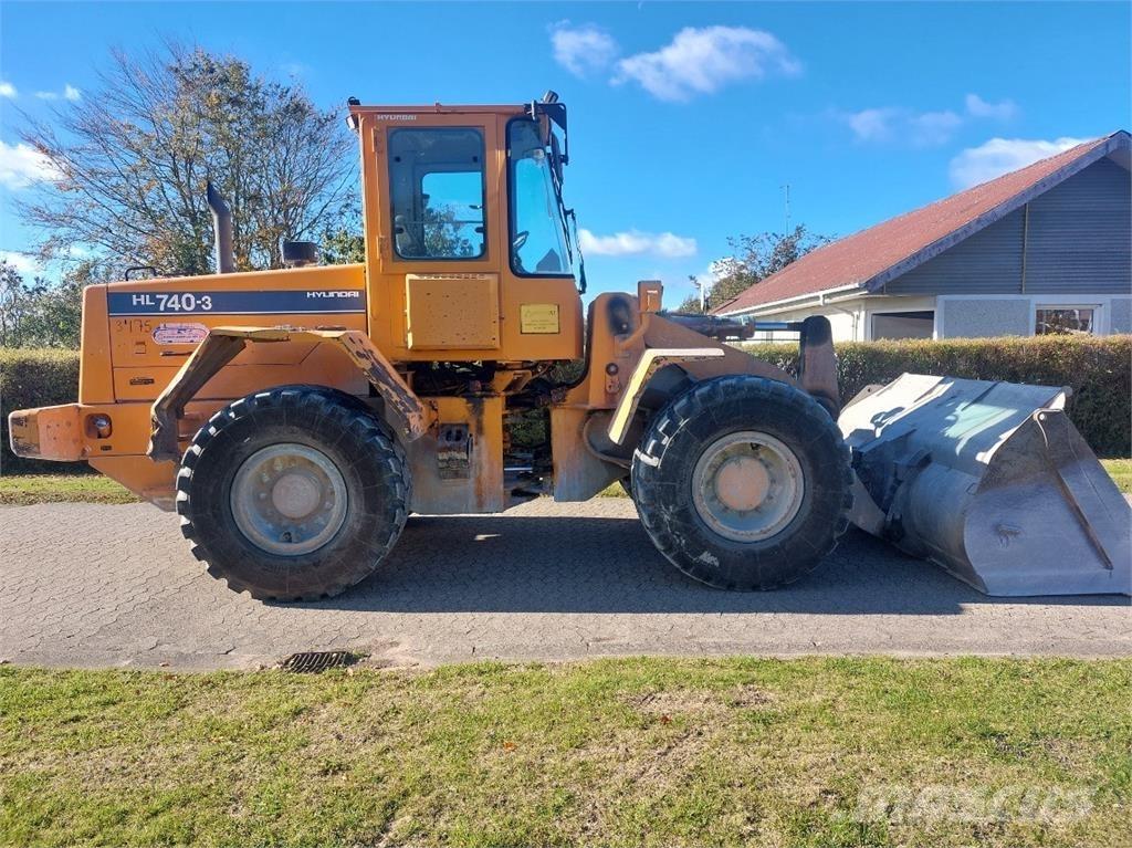 Hyundai HL740-3 Kolové nakladače