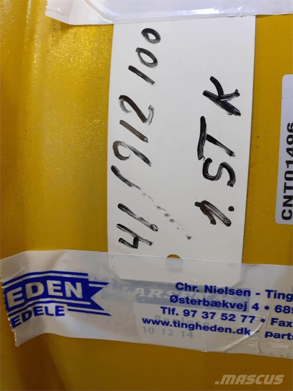 JCB 28 DW15LX28 Pneumatiky, kola a ráfky