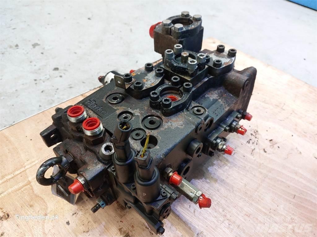 JCB 427 HL Hydraulika
