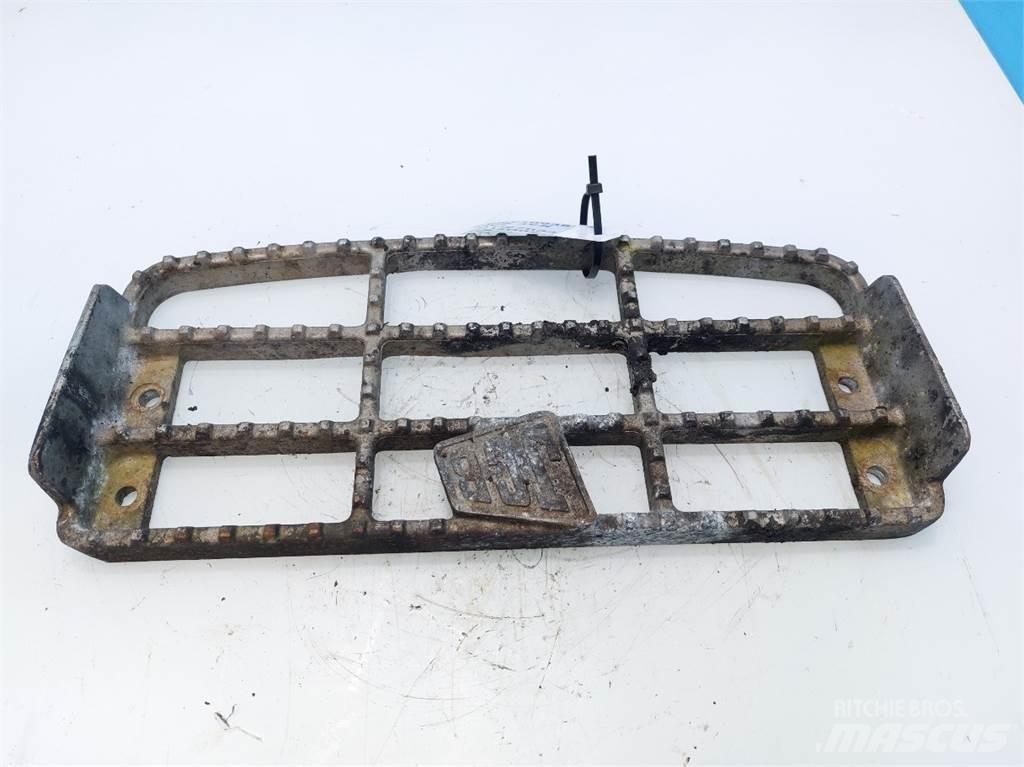 JCB 4CX Prosévací lopaty