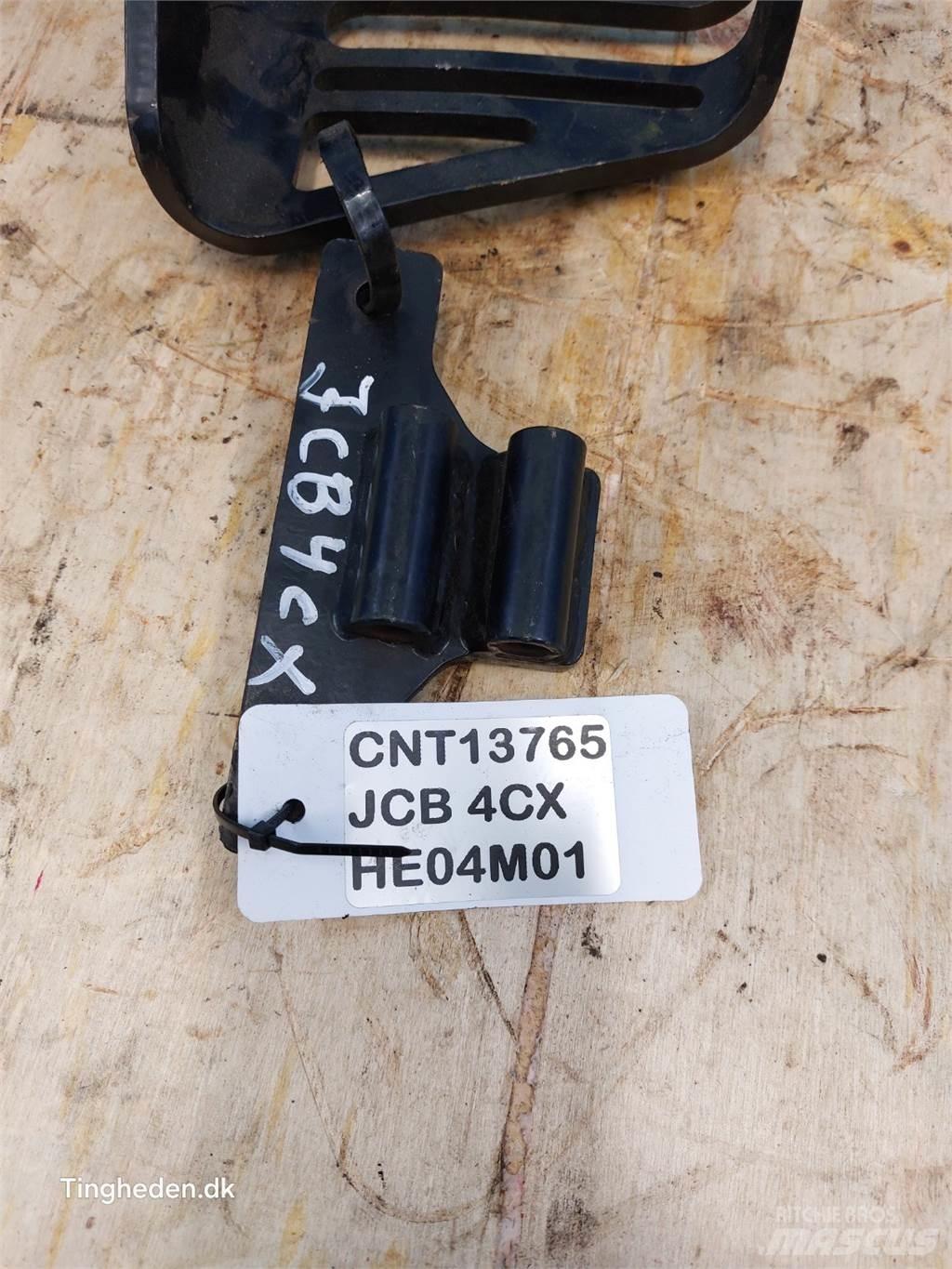 JCB 4CX Prosévací lopaty