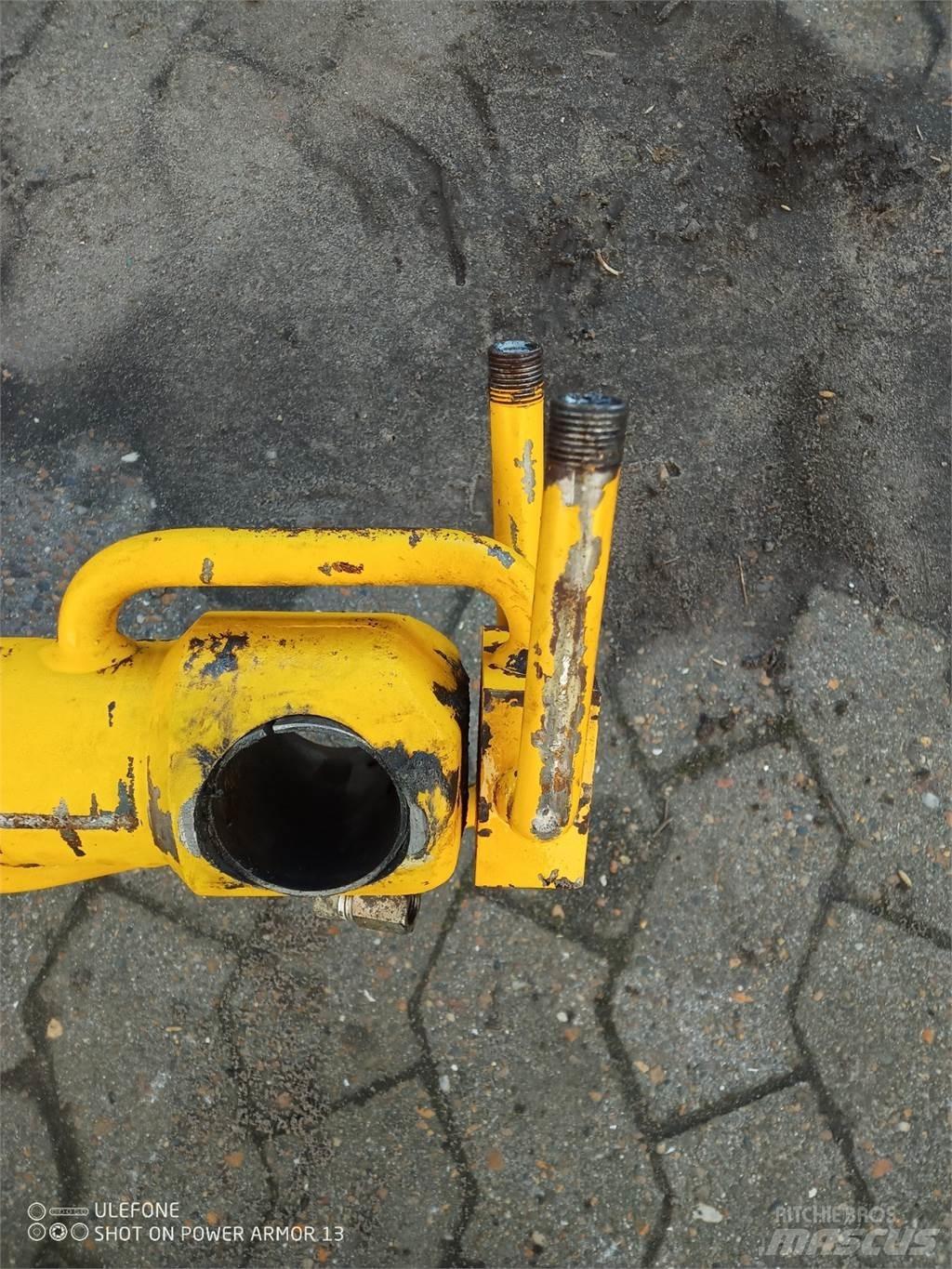 JCB 530 Výložníky a lžíce