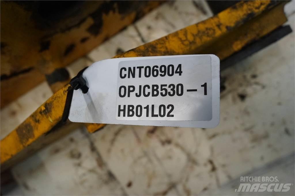 JCB 530 Výložníky a lžíce