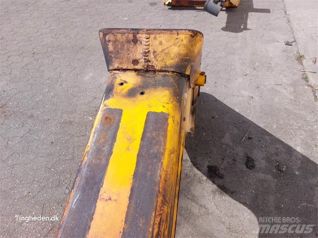 JCB 531-70 Výložníky a lžíce