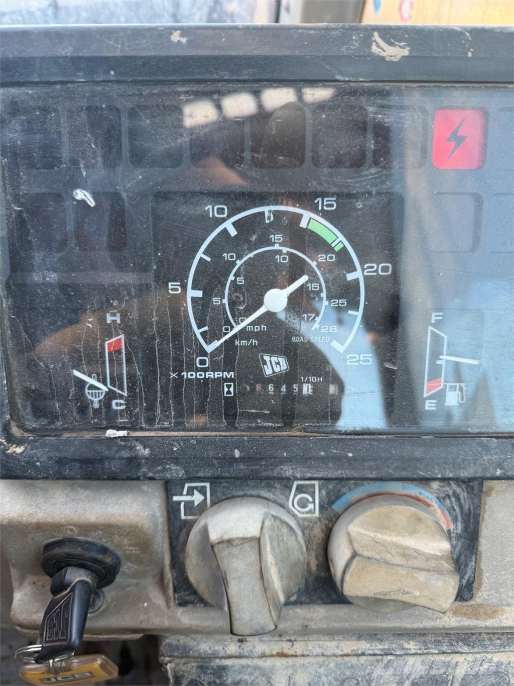 JCB 532-120 Teleskopické manipulátory