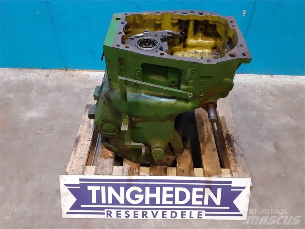 John Deere  Převodovka