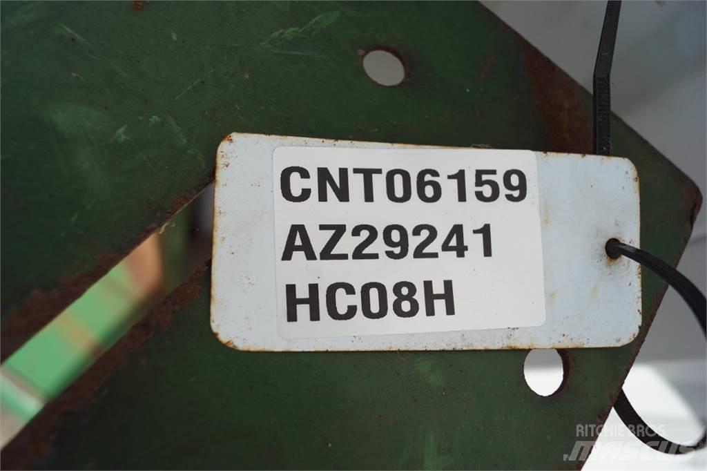 John Deere 1042 Sypače písku a soli