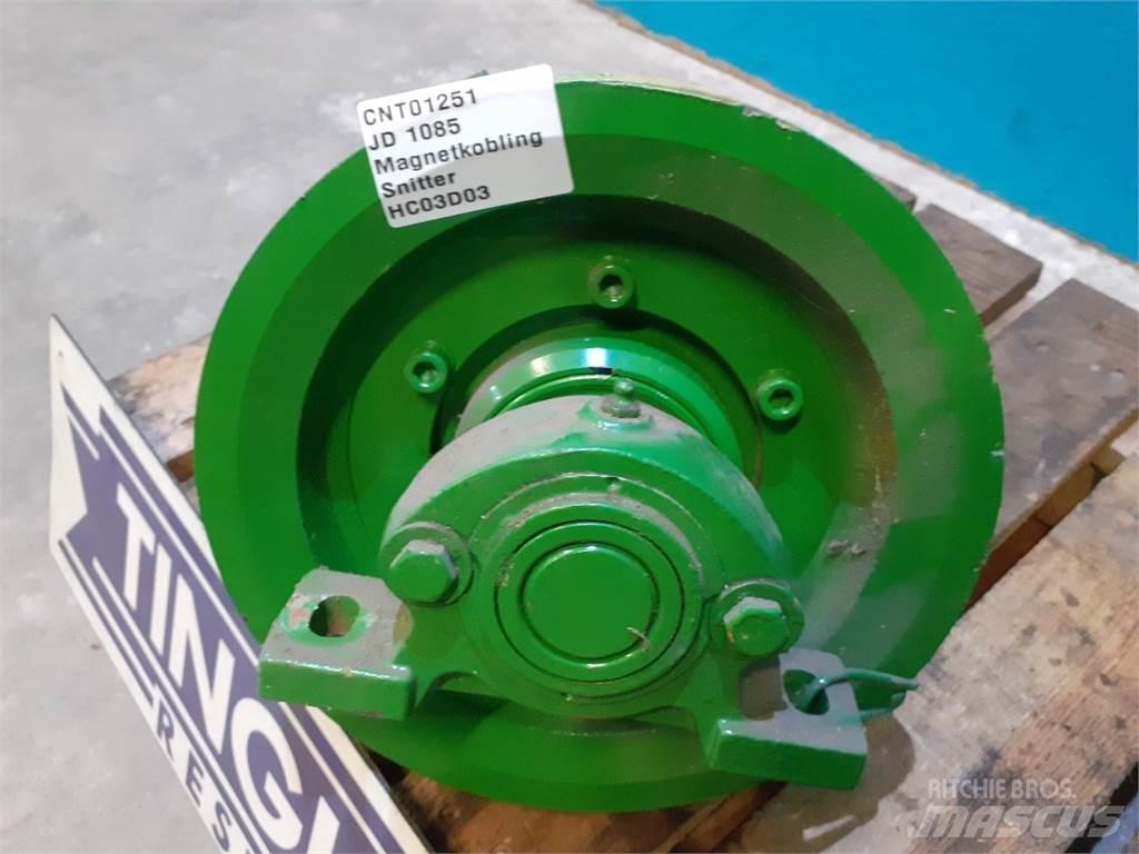 John Deere 1075 Příslušenství a náhradní díly ke kombajnům