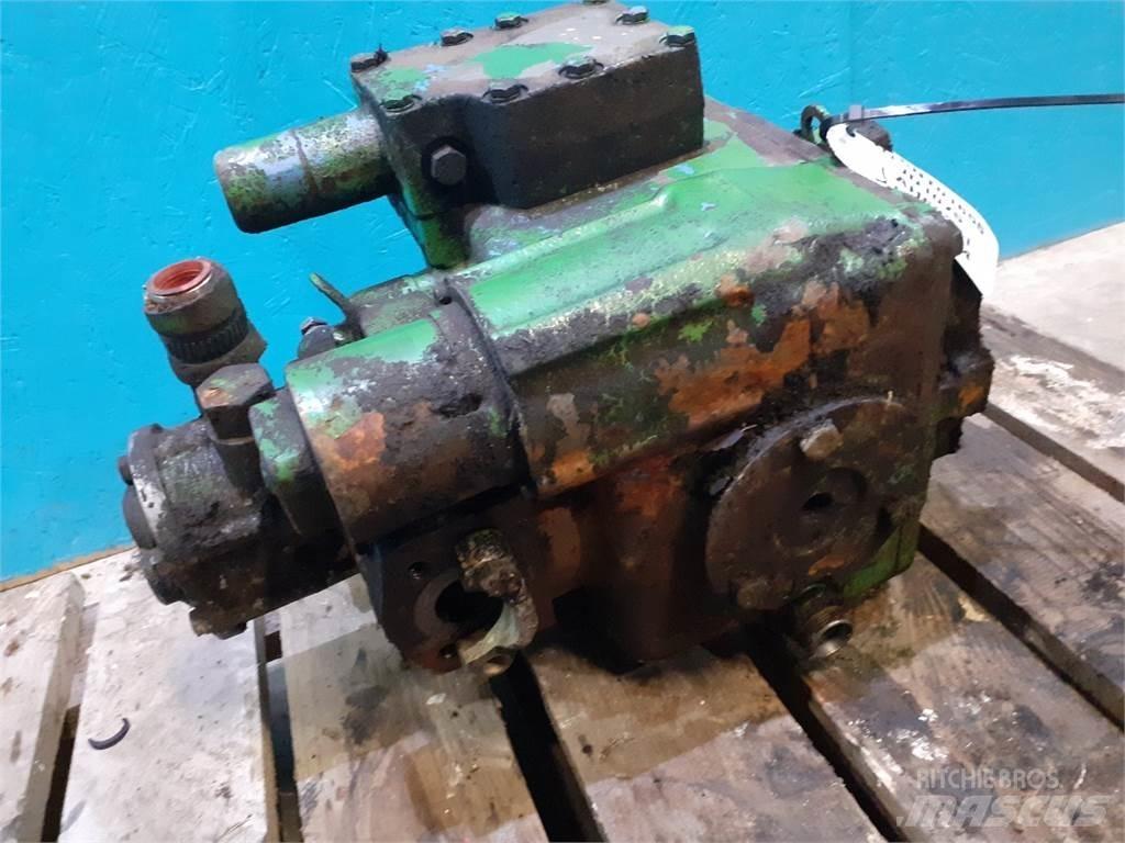 John Deere 1075 Hydraulika