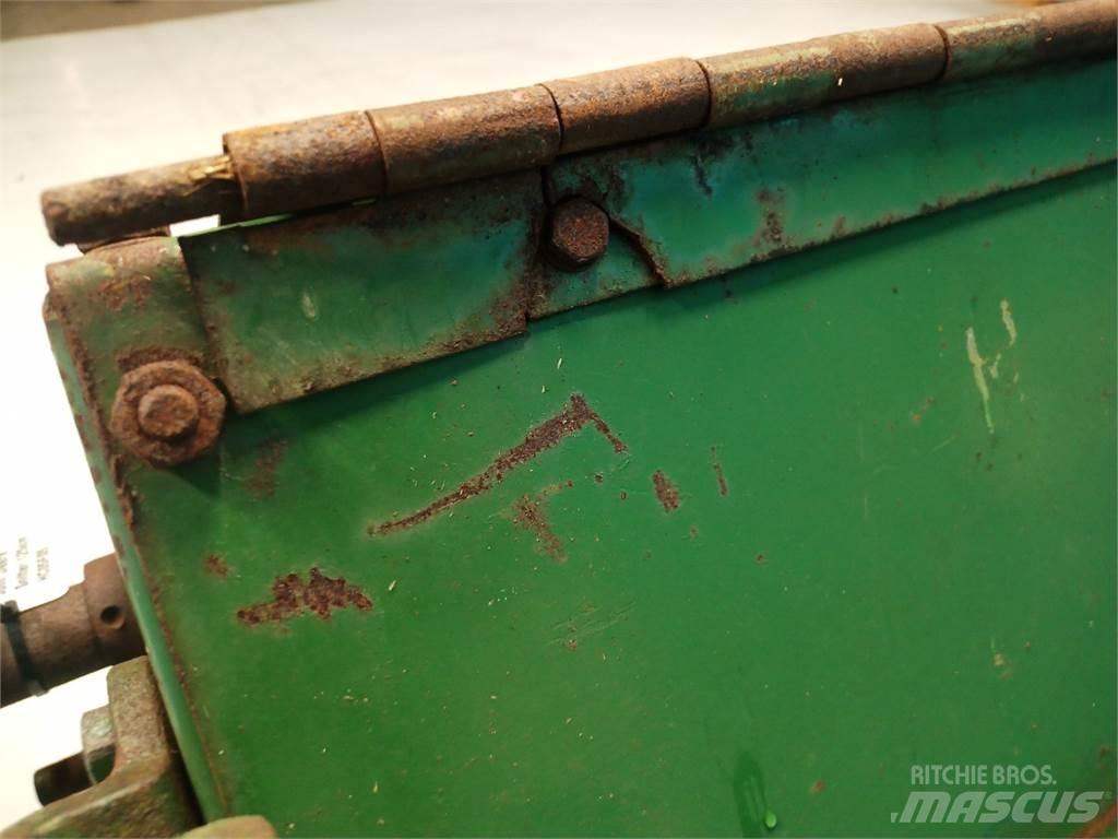 John Deere 1075 Příslušenství a náhradní díly ke kombajnům