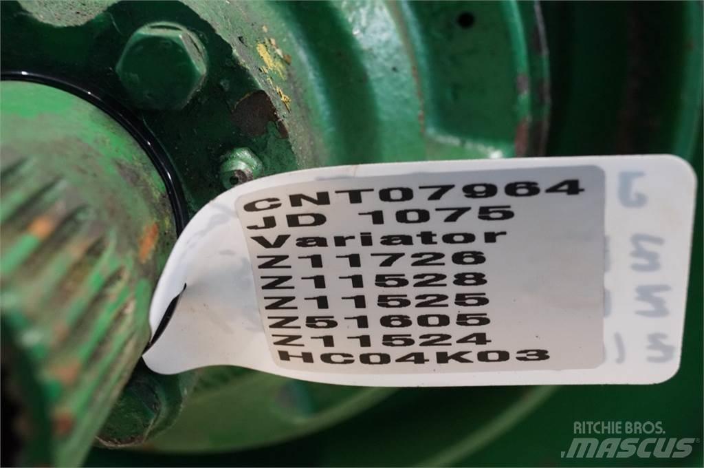 John Deere 1075 Další