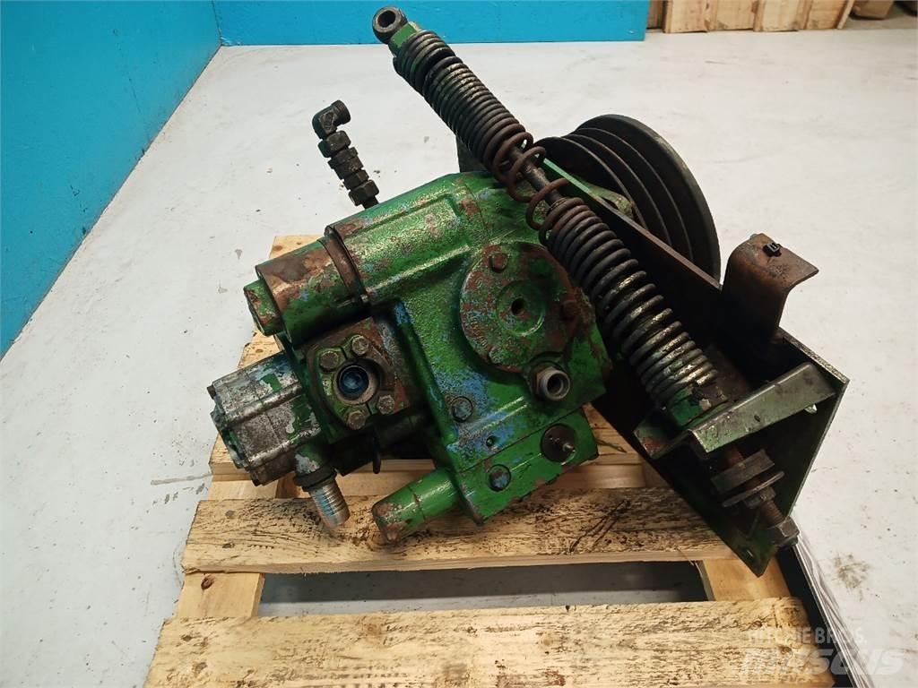 John Deere 1085 Hydraulika