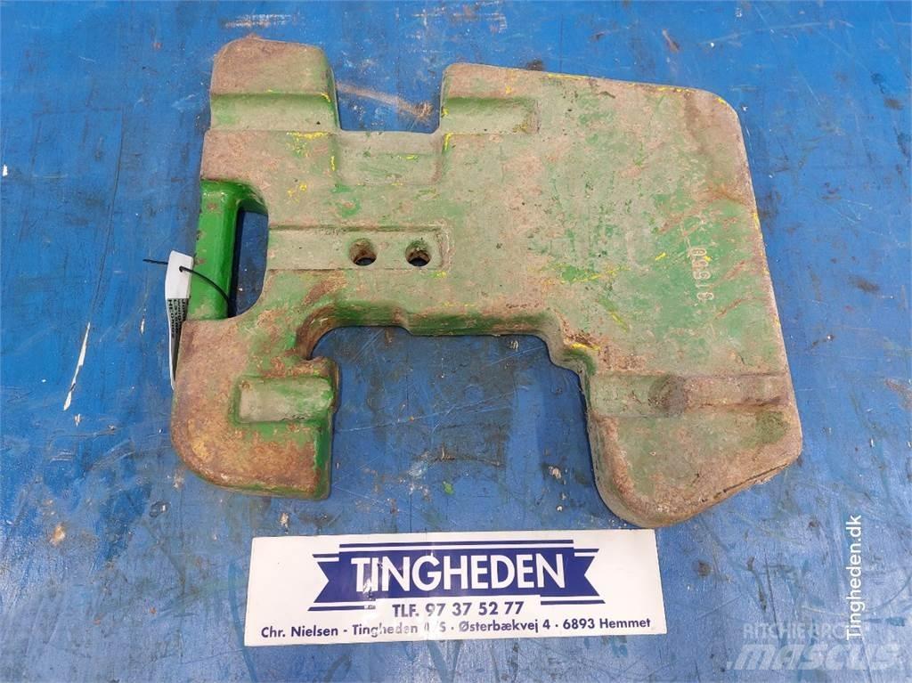 John Deere 1120 Přední závaží