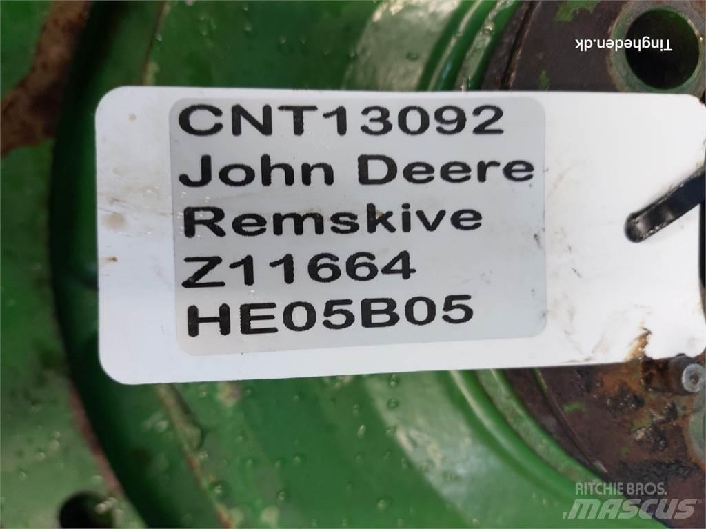 John Deere 1166 Další