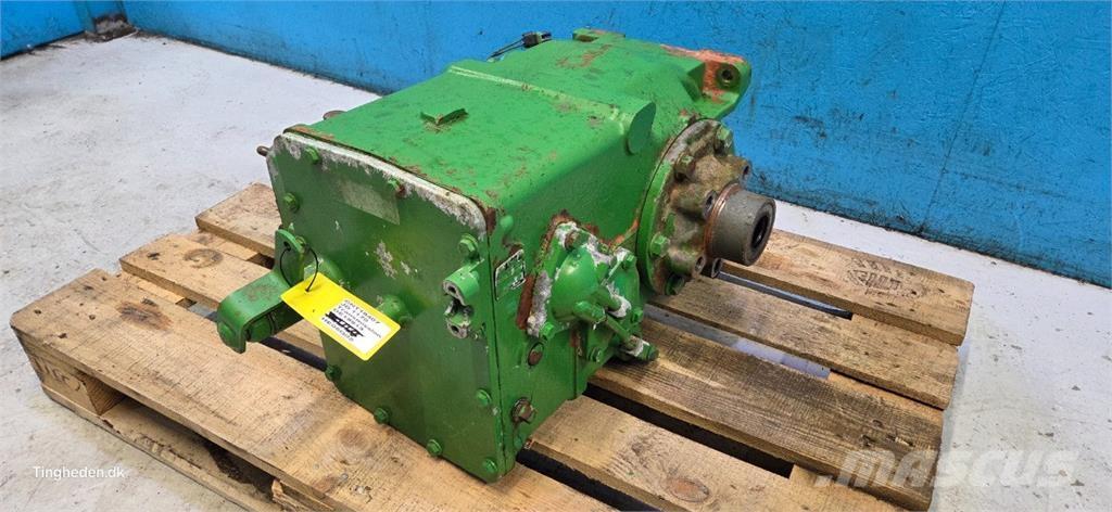 John Deere 1170 Převodovka