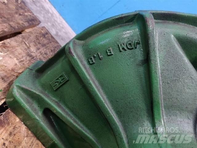 John Deere 1177 Příslušenství a náhradní díly ke kombajnům