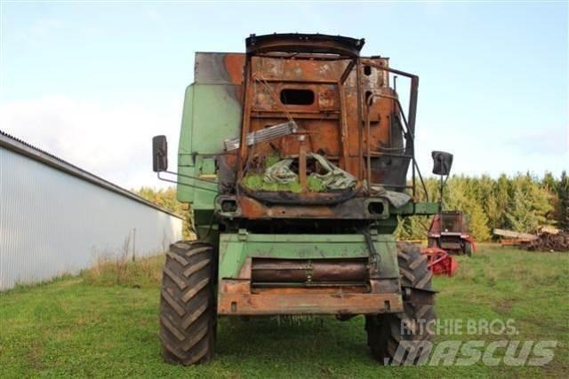 John Deere 1177 Sklízecí mlátičky