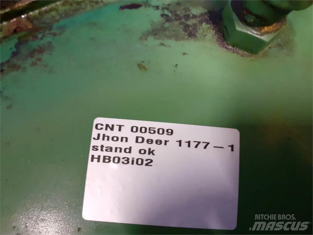 John Deere 1177 Převodovka