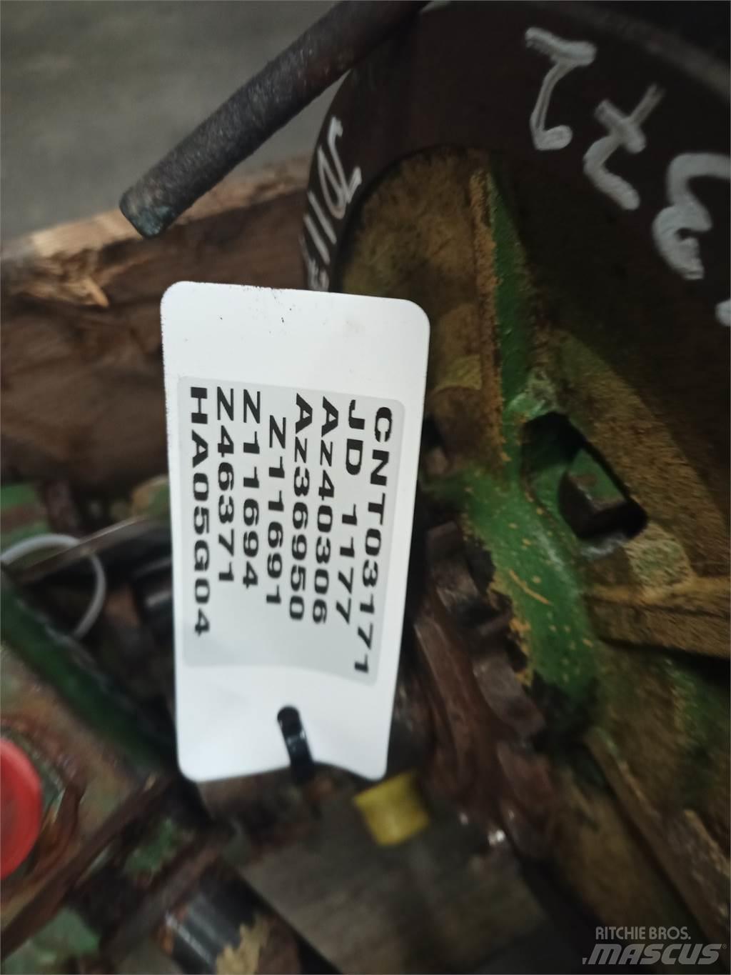 John Deere 1177 Další