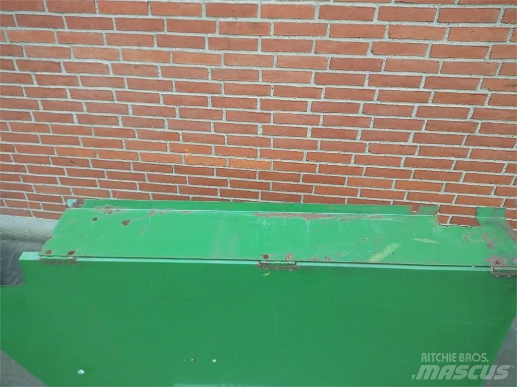 John Deere 1177 Další