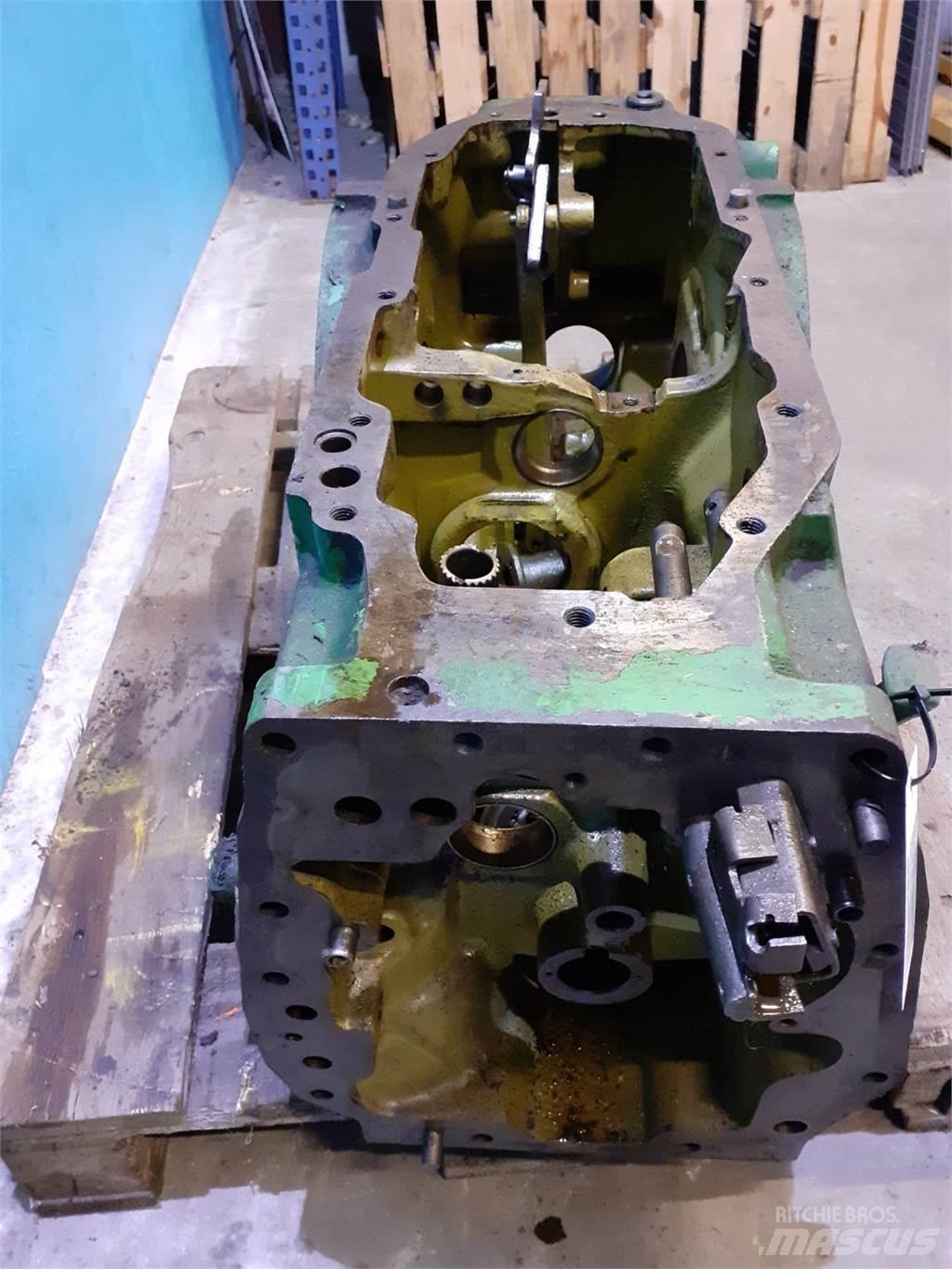 John Deere 2020 Převodovka