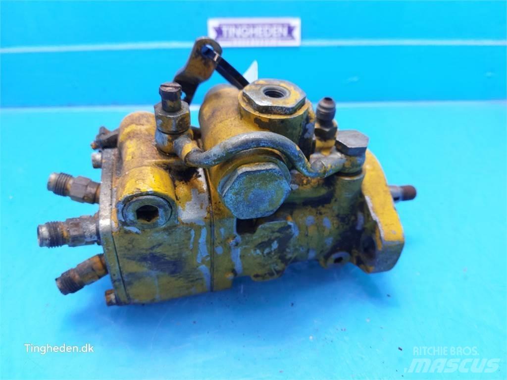 John Deere 2020 Motory
