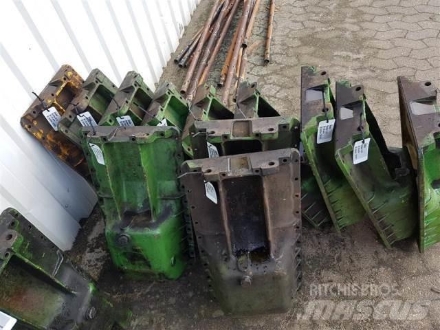 John Deere 2030 Motory