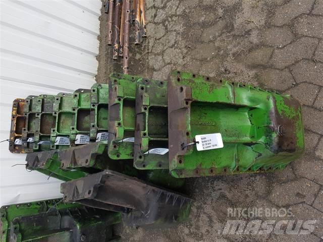 John Deere 2030 Motory