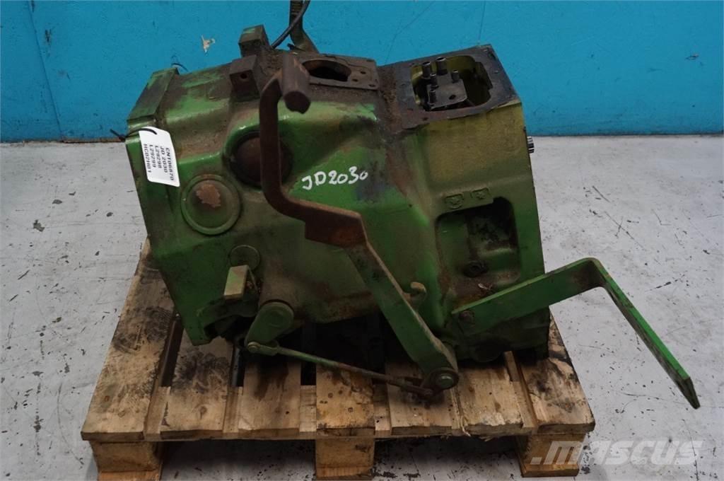 John Deere 2030 Převodovka