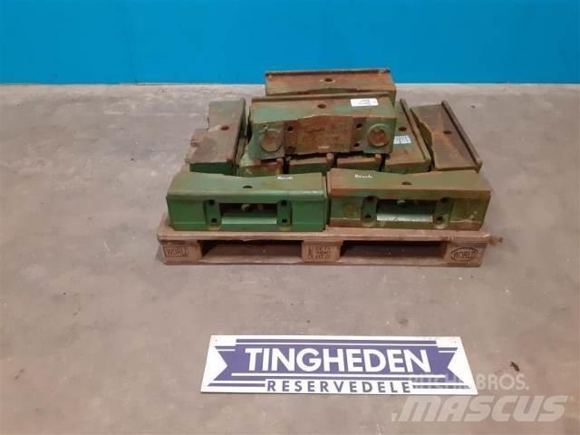 John Deere 2040 Přední závaží