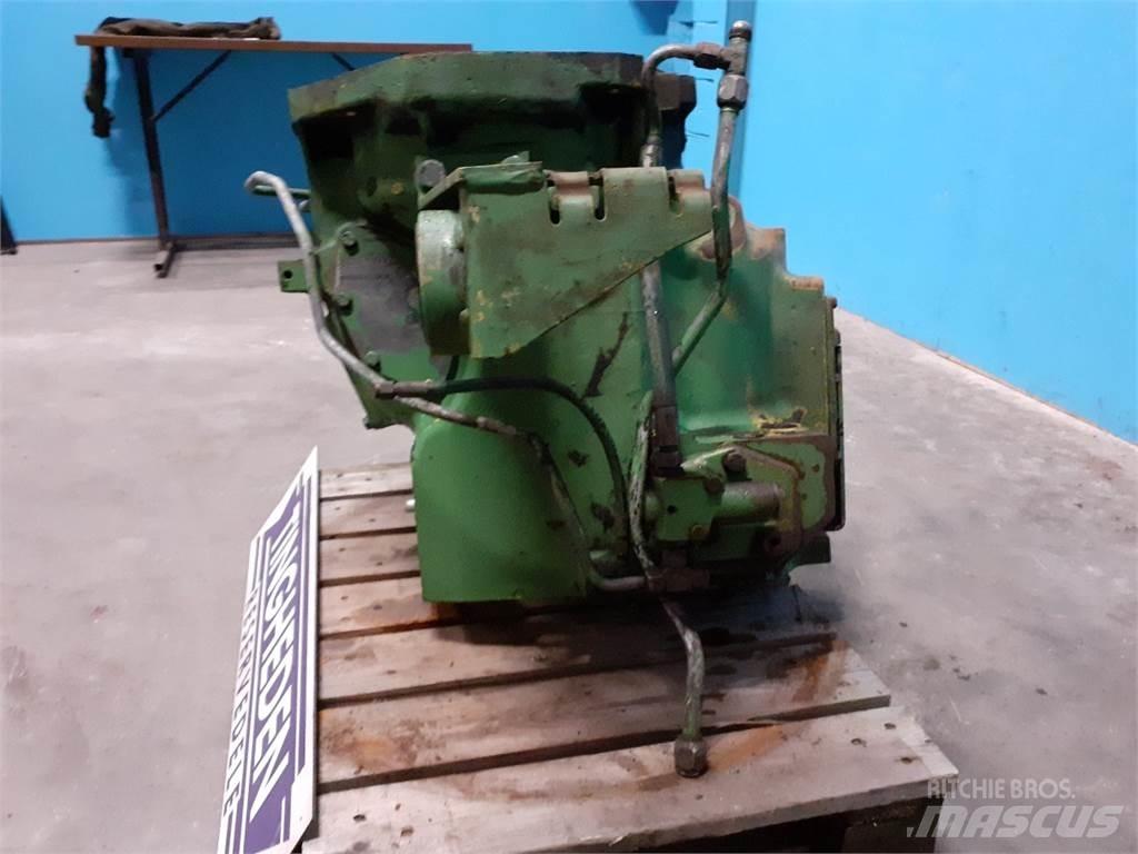John Deere 2040 Převodovka