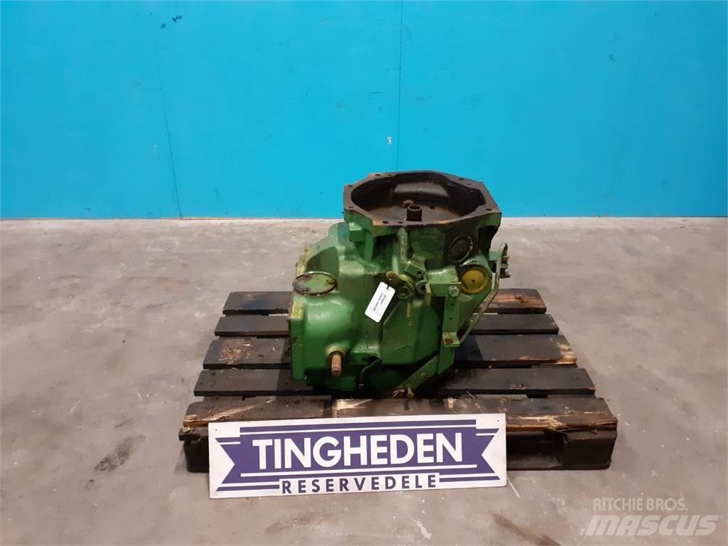 John Deere 2040 Převodovka